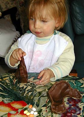 JULIETTE ET LA POULE EN CHOCOLLAT