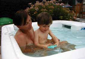 margot bain dans le Spa